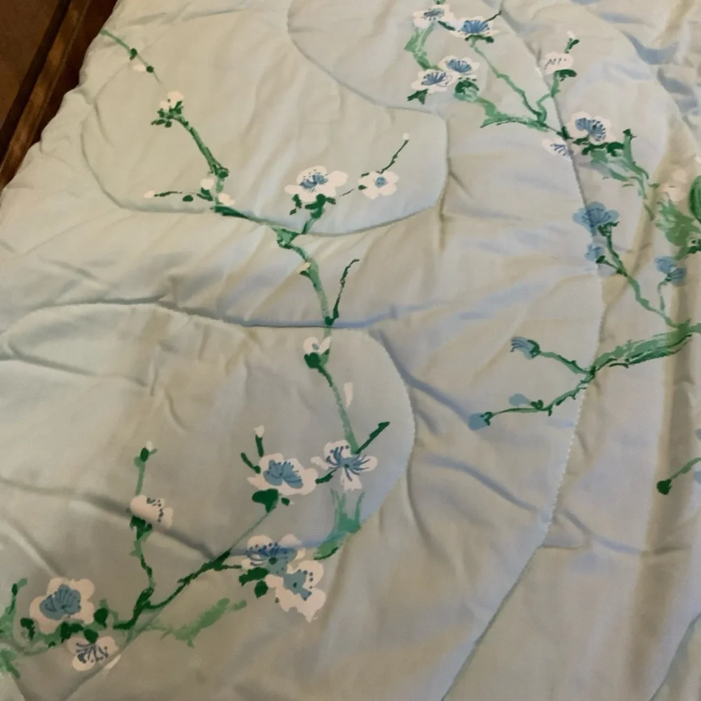 Vintage Springmaid Quilted Comforter Blue Love Birds 76 X 86 NOS USA